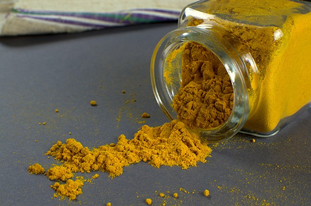 Whiten Underarms Fast at Home Using Turmeric